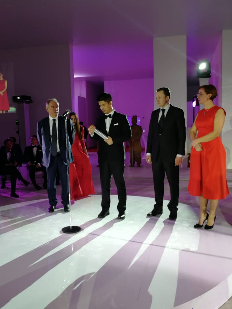 Huawei1.JPG